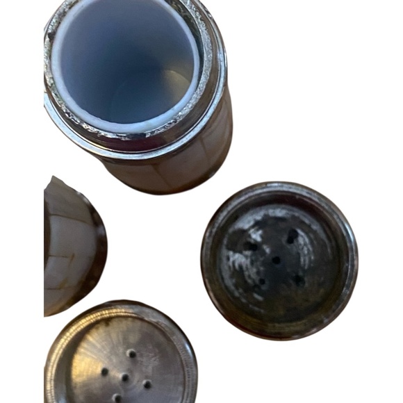 Ralph Lauren mother of pearl & silver salt & pepper shakers - Picture 11 of 16